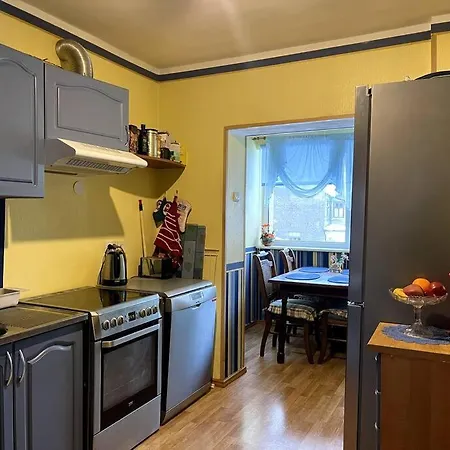 Kena Korter Kesklinnas Ja Ranna Laehedal! Apartman *