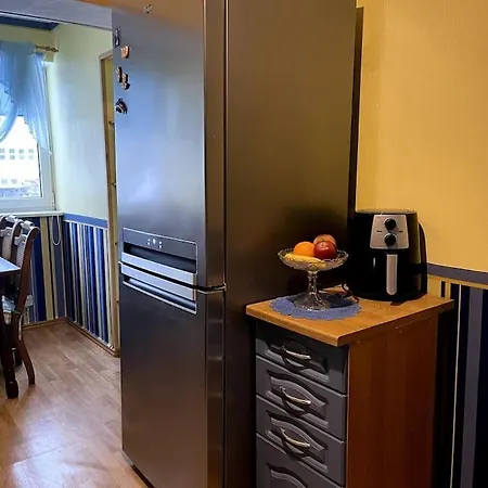 Kena Korter Kesklinnas Ja Ranna Laehedal!